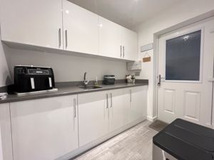 Photo 15- click for photo gallery